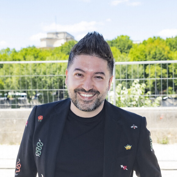 Exclusif - Chris Marques - Festival des Livres et des Artistes organisé par l'association "Lecture pour Tous" engagée dans la lutte contre l'illettrisme au Mail Branly à Paris le 2 juillet 2022. © Pierre Perusseau/ Jack Tribeca / Bestimage