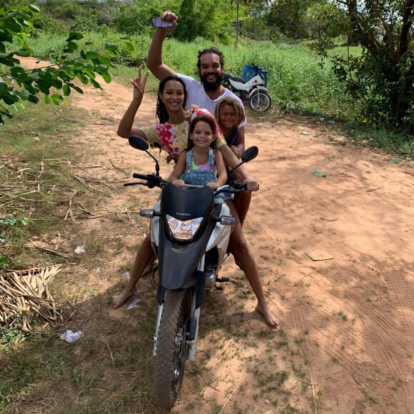 Joakim Noah a épousé sa fiancée Lais Ribeiro au Brésil.