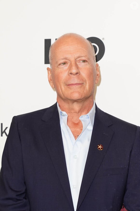 Bruce Willis malade : sa fille Mabel tente de le faire danser et c'est ...