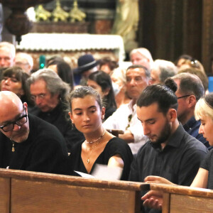 Petits-enfants de Dani - Obsèques de Dani en la cathédrale Saint Jean-Baptiste de Perpignan, le 26 juillet 2022. Les proches et les personnalités sont venus rendre un dernier hommage à la chanteuse disparue le 18 juillet 2022 à l'âge de 77 ans. 