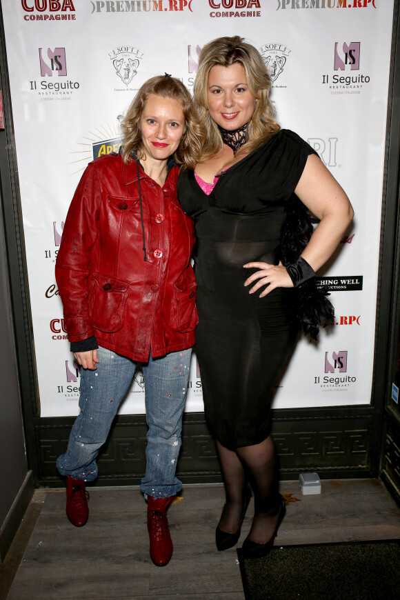 Exclusif - Magalie Madison (Annette de "Premiers baisers") et Cindy Lopes - Soiree "Cindy Lopes cuisine pour vous" au restaurant Il Seguito a Paris, le 7 novembre 2013.