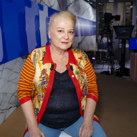 Josiane Balasko - Enregistrement de l'émission Clique, première de l'année, diffusée en clair sur Canal+ le samedi à 12h45, et présentée par M.Achour. Le 15 septembre 2021 © Jack Tribeca / Bestimage 