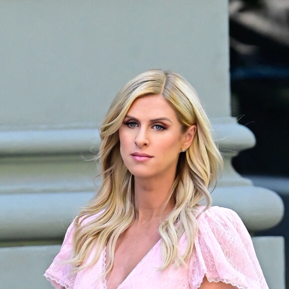 Nicky Hilton-Rothschild, enceinte, pose pour un shooting photo à New York le 31 mai 2022. 