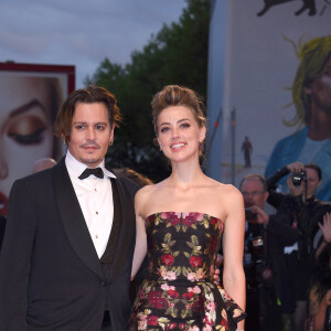 Johnny Depp (habillé en Ralph Lauren) et sa femme Amber Heard - Tapis rouge du film "A Danish Girl" lors du 72ème festival du film de Venise (la Mostra), le 5 septembre 2015. 