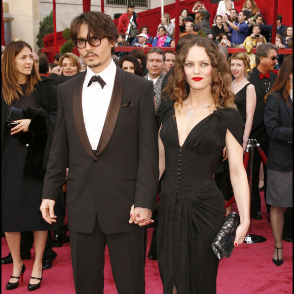 Johnny Depp et Vanessa Paradis à la 80e cérémonie des Oscars.