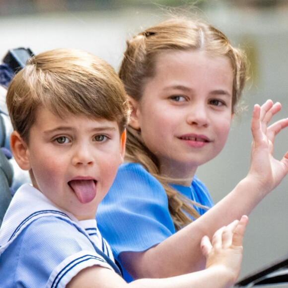 Le prince George de Cambridge, Le prince Louis de Cambridge, La princesse Charlotte de Cambridge - Les membres de la famille royale lors de la parade militaire "Trooping the Colour" dans le cadre de la célébration du jubilé de platine (70 ans de règne) de la reine Elizabeth II à Londres, le 2 juin 2022. 