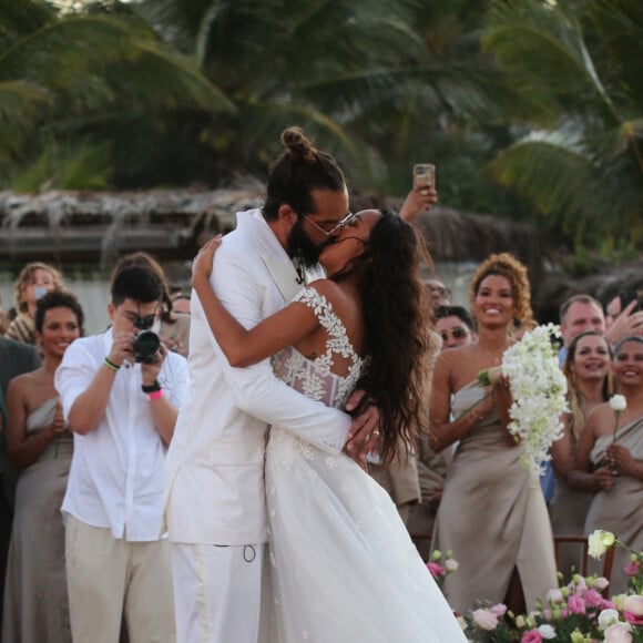 Exclusif - Joakim Noah, Lais Ribeiro - Joakim Noah et Lais Ribeiro se sont mariés devant leurs amis et leur famille sur la plage de Trancoso au Brésil le 13 juillet 2022.