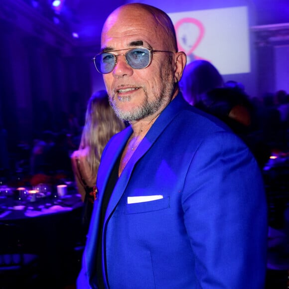 Pascal Obispo - 19ème "Diner de la Mode" au bénéfice de Sidaction au Pavillon Cambon Capucines dans le cadre de la Fashion Week de Paris, France. Le 7 juillet 2022. © Rachid Bellak / Bestimage