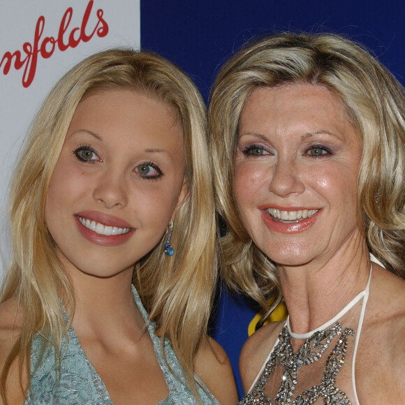 Chloe Rose Lattanzi avec sa mère Olivia Newton-John lors d'un gala en 2006