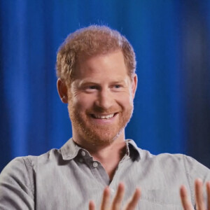 Le prince Harry réalise une série d'interviews sur le thème de la santé mentale dans le cadre d'un film promotionnel pour sa start-up caritative "Better Up". © JLPPA/Bestimage