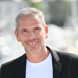 Medi Sadoun - Photocall lors du Festival de la Fiction de La Rochelle. Le 16 septembre 2021  