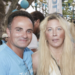 Laurent Amar, Loana, Nicoletta lors d'un tournoi de pétanque place des Lices organisé par le magazine Turquoise pour l'association Sourire à la vie à Saint-Tropez le 10 août 2022. © Jack Tribeca / Bestimage