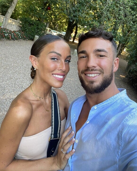 Charlène et Benoît de "Secret Story" souriants sur Instagram