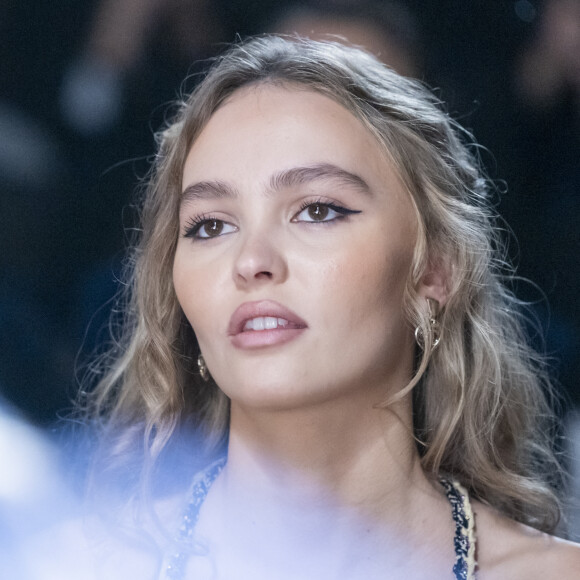 Lily-Rose Depp - Chanel front row au front row du défilé de mode Chanel lors de la Fashion Week printemps/été 2022 à Paris, France, le 5 octobre 2021. © Olivier Borde/Bestimage 