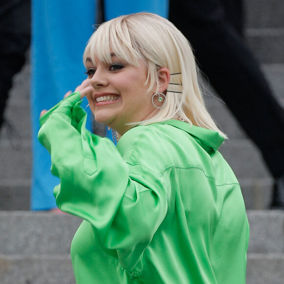 Louane Emera - Arrivées au défilé de mode Hommes printemps-été "AMI" au Sacré Coeur à Paris. Le 23 juin 2022 © Veeren-Christophe Clovis / Bestimage