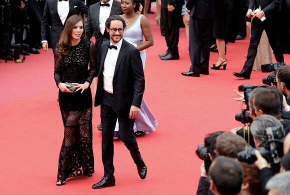 Thomas Hollande et sa compagne Emilie Broussouloux - Montée des marches du film "L'Amant Double" lors du 70ème Festival International du Film de Cannes. Le 26 mai 2017. © Borde-Jacovides-Moreau / Bestimage 