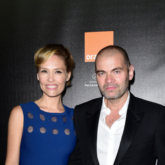 Clovis Cornillac et sa femme Lilou Fogli - Soirée Orange Cinéma sur la plage du Majestic lors du 70ème Festival International du Film de Cannes, France, le 20 mai 2017. © Giancarlo Gorassini/Bestimage 