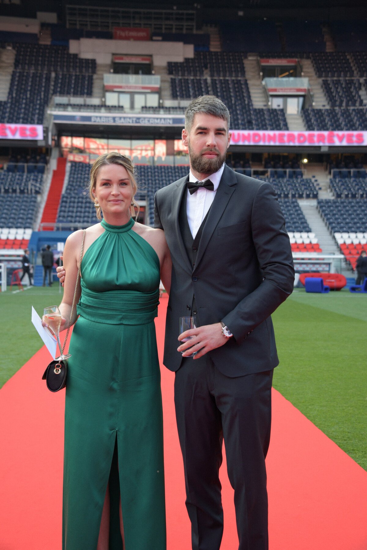 Photo Exclusif Luka Karabatic et sa compagne Jeny Priez 5ème