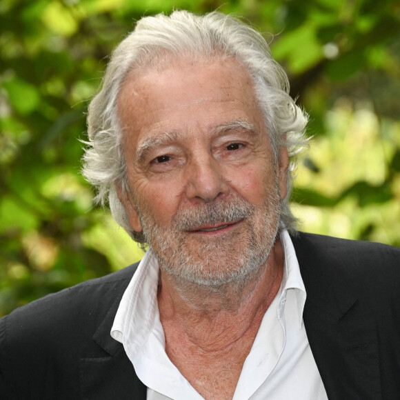 Pierre Arditi au photocall du film "Maestro(s)" lors du 15ème festival du film francophone de Angoulême, France, le 26 août 2022. © Coadic Guirec/Bestimage