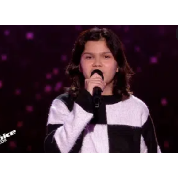 Kendji Girac très ému dans "The Voice Kids" en écoutant chanter la jeune Thaïs - TF1