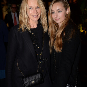 Exclusif - Estelle Lefébure et sa fille Emma Smet à l'after-party du film "Holy Lands" au restaurant le Beefbar à Paris, le 4 décembre 2018. © Rachid Bellak/Bestimage