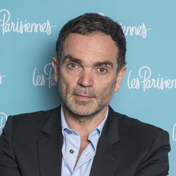 Exclusif - Yann Moix - Photocall de la première du spectacle "Les Parisiennes" aux Folies Bergères à Paris le 24 mai 2018. © Olivier Borde - Pierre Perusseau/Bestimage