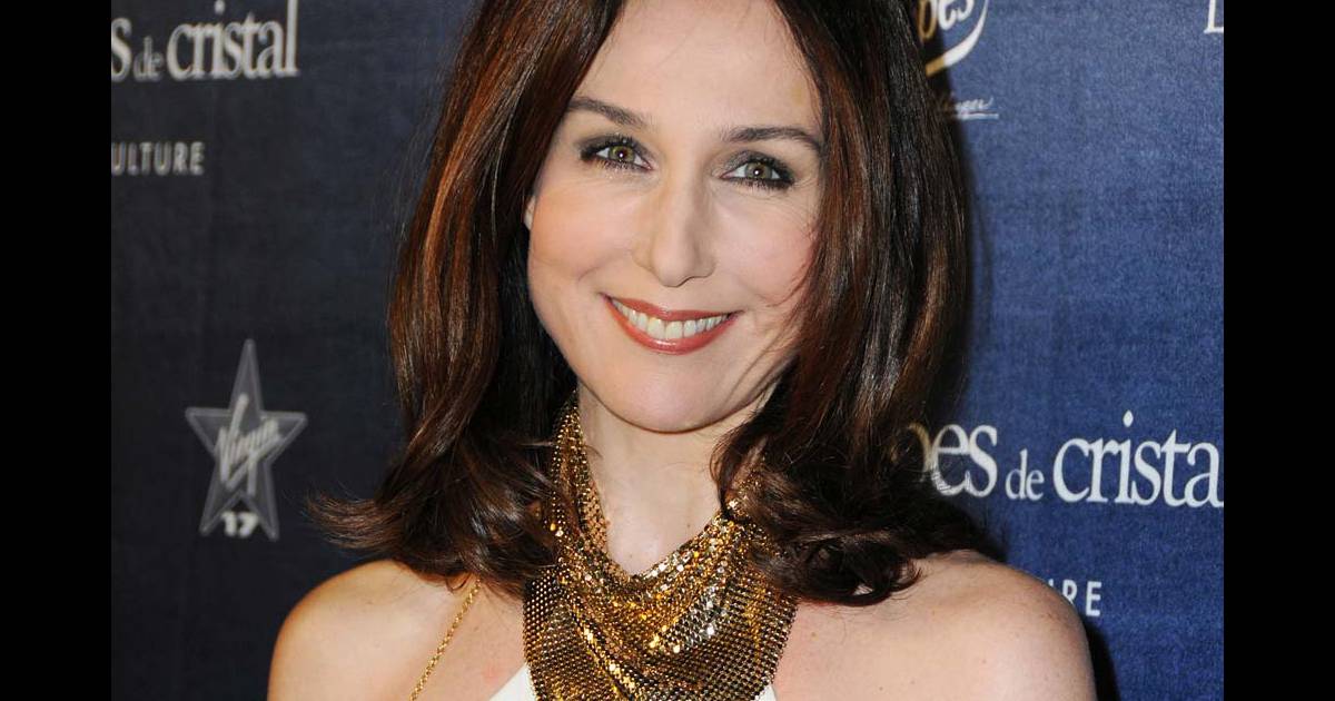 Elsa Zylberstein lors de la cérémonie des Globes de cristal, à Paris