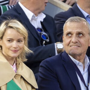 Pauline de Drouas et son mari Jean-Charles de Castelbajac - Célébrités dans les tribunes des internationaux de France de Roland Garros à Paris le 31 mai 2022. © Cyril Moreau - Dominique Jacovides/Bestimage 