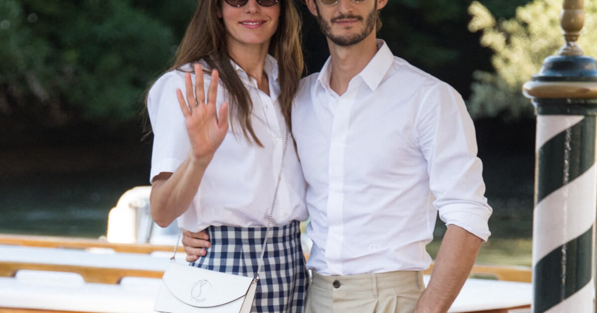 Pierre Niney En Famille à La Mer : Paddle, Plage Et Bronzage... Photos ...