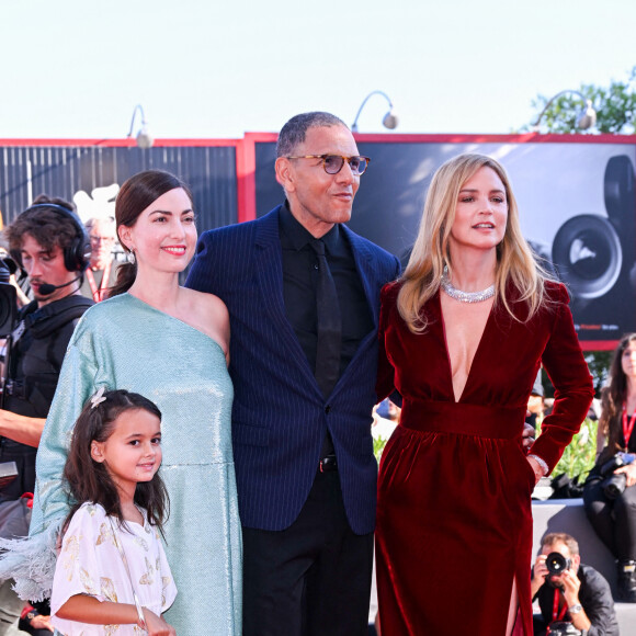 Callie Ferreira, Rebecca Zlotowski, Roschdy Zem, Virginie Efira - Red Carpet du film "Les Enfants des Autres (Other People's Children)" lors de la 79ème édition du festival international du film de Venise, la Mostra le 4 septembre 2022.