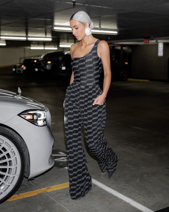 Exclusif - Kim Kardashian arrive pour participer à l'émission de H.Bieber-Baldwin "Who's in my bathroom" (YouTube) à Los Angeles, le 23 août 2022.