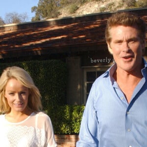 David Hasselhoff et sa femme Hayley Roberts sont allés déjeuner au restaurant "The Beverly Glen deli" à Bel-Air, Los Angeles, le 1 mars 2013.