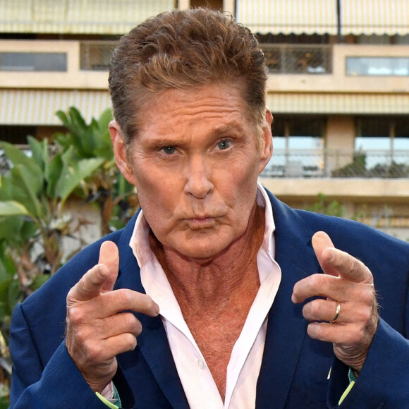 David Hasselhoff pose pour le programme TV "Ze Network" au 61e Festival de Télévision de Monte Carlo au Grimaldi Forum. © Bruno Bebert/bestimage