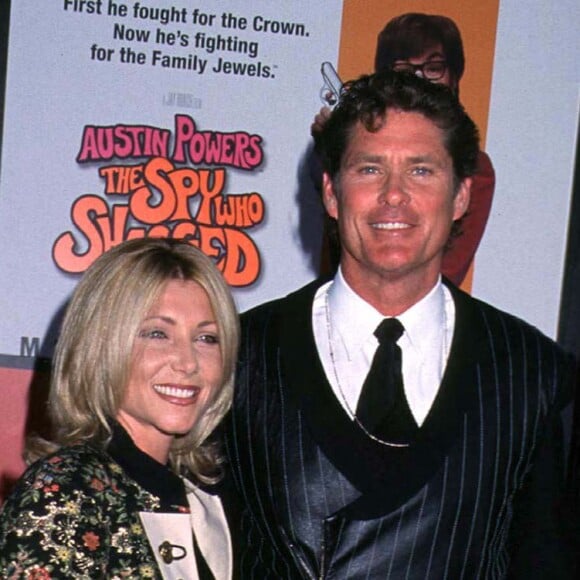David Hasselhoff et sa femme Pamela Bach - Première du film "Austin Powers 2" à Hollywood.