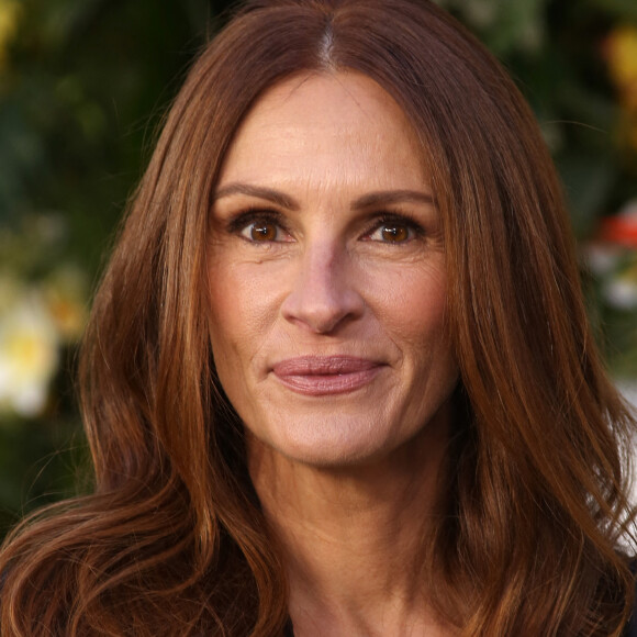 Julia Roberts (robe Alexander McQueen) - Première du film "Ticket to Paradise" à Londres, le 7 septembre 2022.