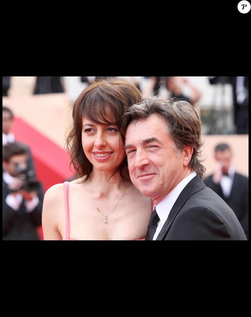 Qui Est Le Nouveau Compagnon De Valerie Bonneton Valérie Bonneton et François Cluzet : Leur fils Joseph victime d'une grave  maladie à seulement 4 ans : le diaporama - Purepeople