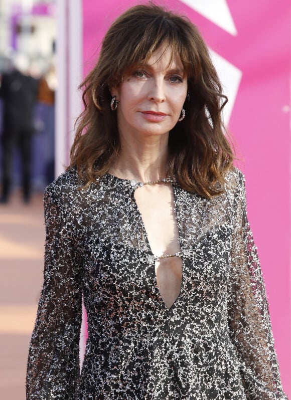 Anne Parillaud - Arrivées à la cérémonie de clôture de la 48ème édition du festival du film américain de Deauville le 10 septembre 2022. © Denis Guignebourg / Bestimage