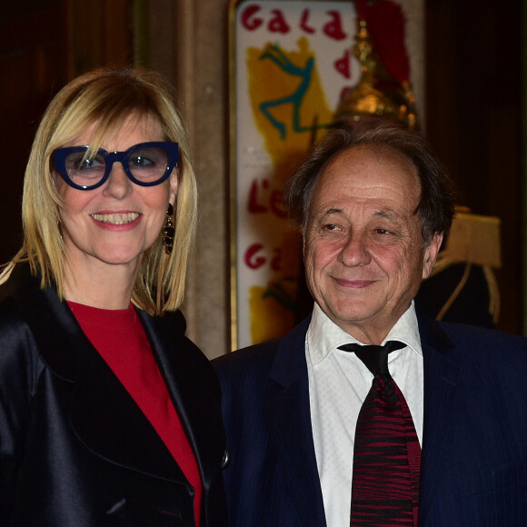 Chantal Ladesou et son mari Michel - 23ème Gala de l'Espoir de la Ligue Contre le Cancer au théâtre des Champs-Elysées à Paris le 9 novembre 2015. © Giancarlo Gorassini / Bestimage 
