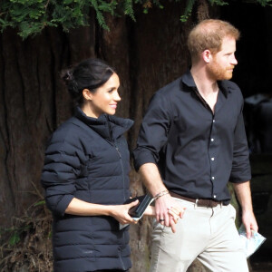 Le prince Harry et Meghan Markle visitent le site Redwoods Treewalk à Rotorua, Nouvelle Zélande le 31 octobre 2018. 