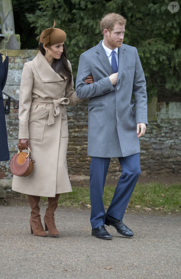 Le prince Harry et sa fiancée Meghan Markle - La famille royale d'Angleterre arrive à l'église St Mary Magdalene pour la messe de Noël à Sandringham le 25 décembre 2017 