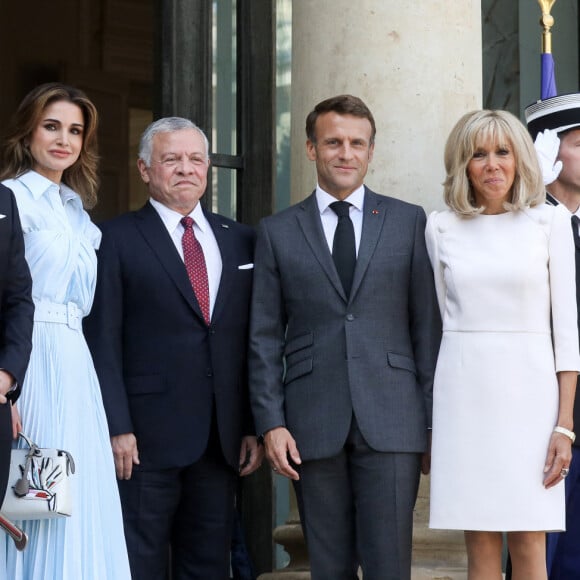 Le président de la République française, Emmanuel Macron et sa femme la Première Dame, Brigitte Macron reçoivent le roi Abdallah II, la reine Rania et le prince héritier Hussein Bin Abdallah de Jordanie pour un déjeuner de travail au palais de l'Elysée, à Paris © Stéphane Lemouton/Bestimage 