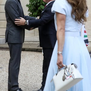 Le président de la République française, Emmanuel Macron et sa femme la Première Dame reçoivent le roi Abdallah II, la reine Rania et le prince héritier de Jordanie pour un déjeuner de travail au palais de l'Elysée, à Paris, France, le 14 septembre 2022 © Stéphane Lemouton/Bestimage 