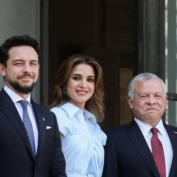 Le président de la République française et sa femme la Première Dame reçoivent le roi Abdallah II, la reine Rania et le prince héritier Hussein Bin Abdallah de Jordanie pour un déjeuner de travail au palais de l'Elysée, à Paris, France, le 14 septembre 2022 © Stéphane Lemouton/Bestimage 