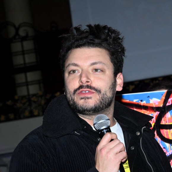 Exclusif - Kev Adams lors de la soirée de gala d'exception pour les 10 ans de l'association "Les Rois du monde" (LRDM) à la salle Wagram à Paris le 14 mars 2022. © Rachid Bellak / Bestimage 