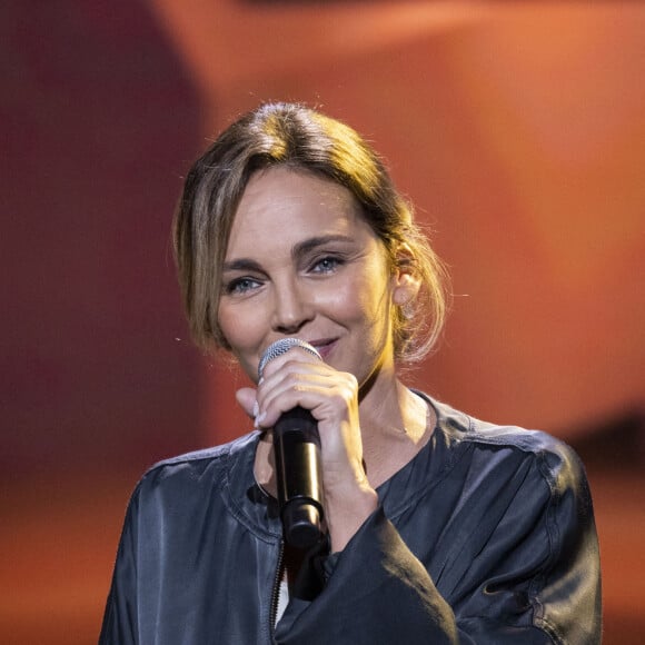 Claire Keim - Enregistrement de l'émission "Joyeux anniversaire Renaud" au Dôme de Paris. © Cyril Moreau / Bestimage