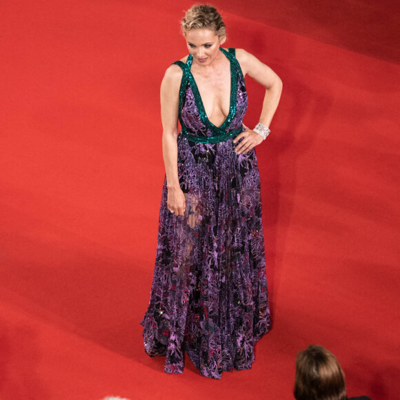 Claire Keim - Montée des marches du film "Stars At Noon" lors du 75e Festival International du Film de Cannes. Le 25 mai 2022. © Pool / Bestimage