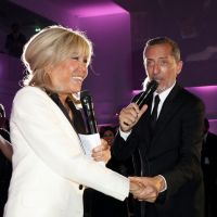 Brigitte Macron : Rayonnante et détendue, elle fait le show avec Gad Elmaleh devant une star de The Voice