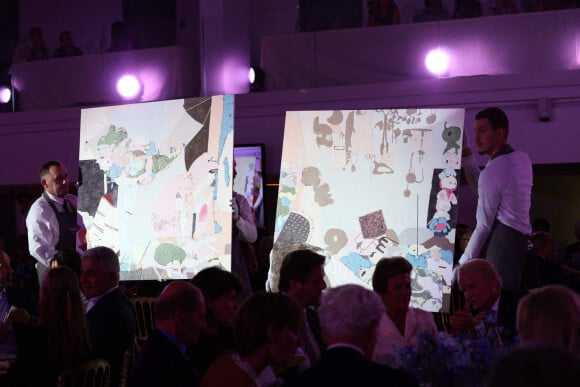 Le professeur S.Lyonnet, président de l'Institut des maladies génétiques, et le galériste K. Mennour ont organisé la 4ème édition de la soirée "Heroes for Imagine", une grande vente aux enchères d'oeuvres d'art, à Paris, France, le 12 septembre 2022. © Dominique Jacovides/Bestimage 