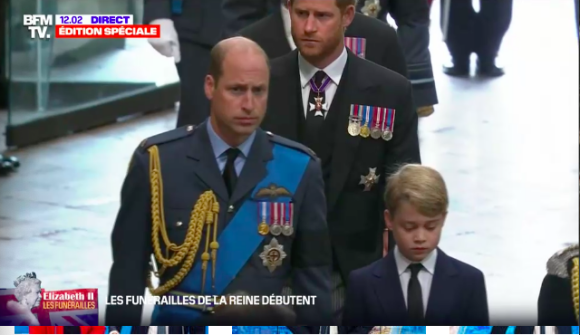 Le Prince William, accompagné de son fils George, sa fille Charlotte et sa femme Kate, juste devant Harry et Meghan - Arrivée de la famille royale pour les funérailles d'Elizabeth II en l'abbaye de Westminster le 19 septembre 2022 à Londres.