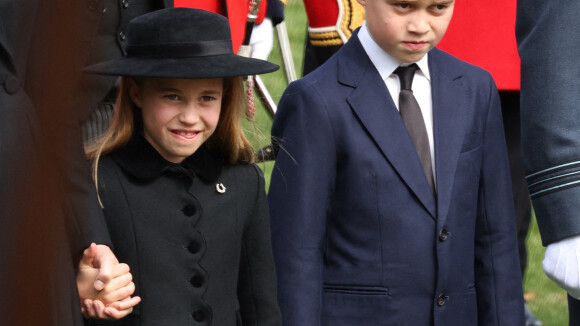 Charlotte et George aux funérailles d'Elizabeth II : leur présence qui fait tant parler justifiée par une experte